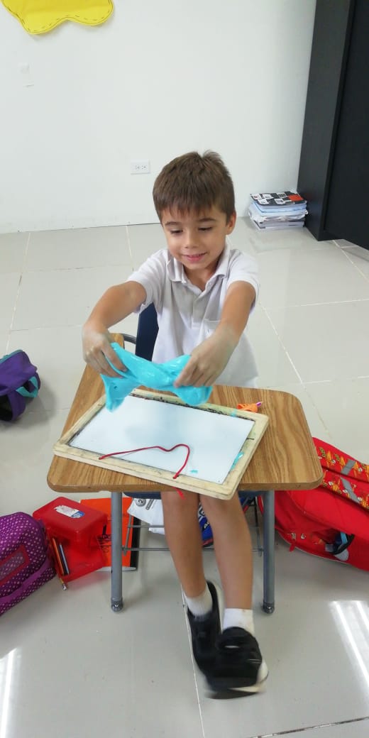 12ff9623-e145-448a-9085-bfa7b98b3930